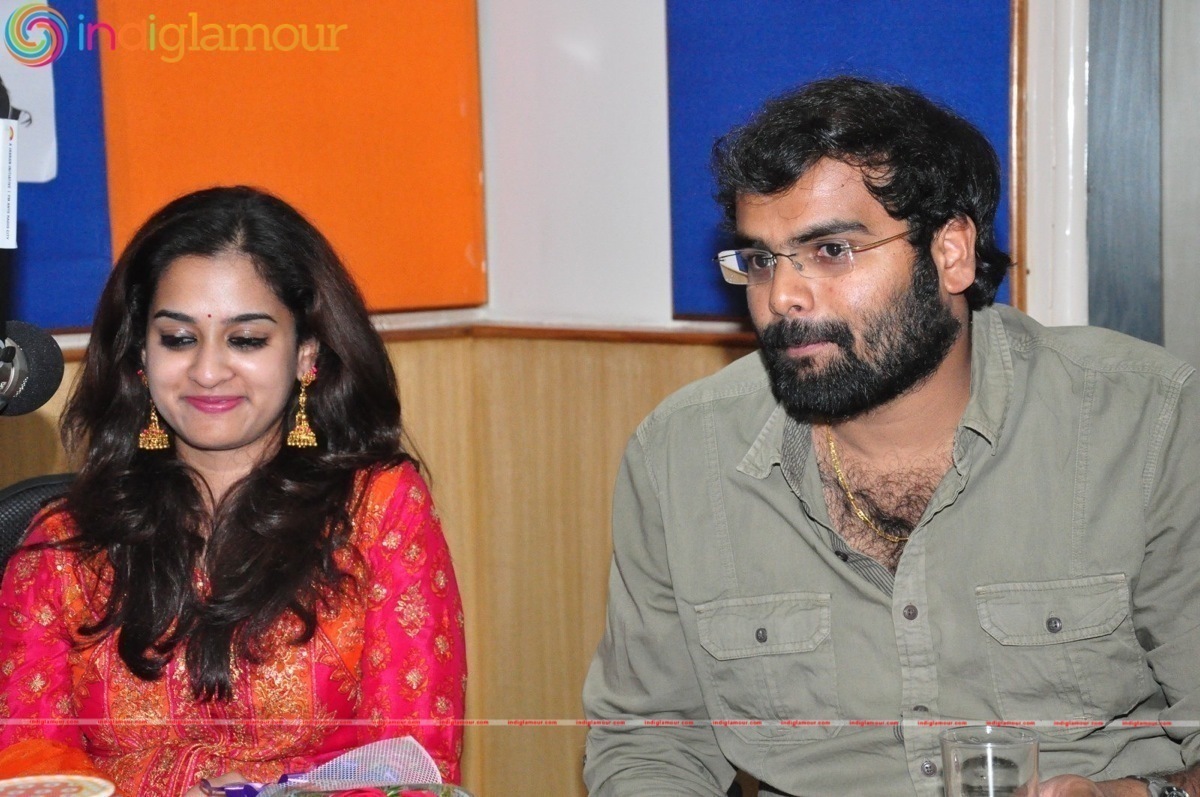 Savitri Team at Radio City Event hd photo