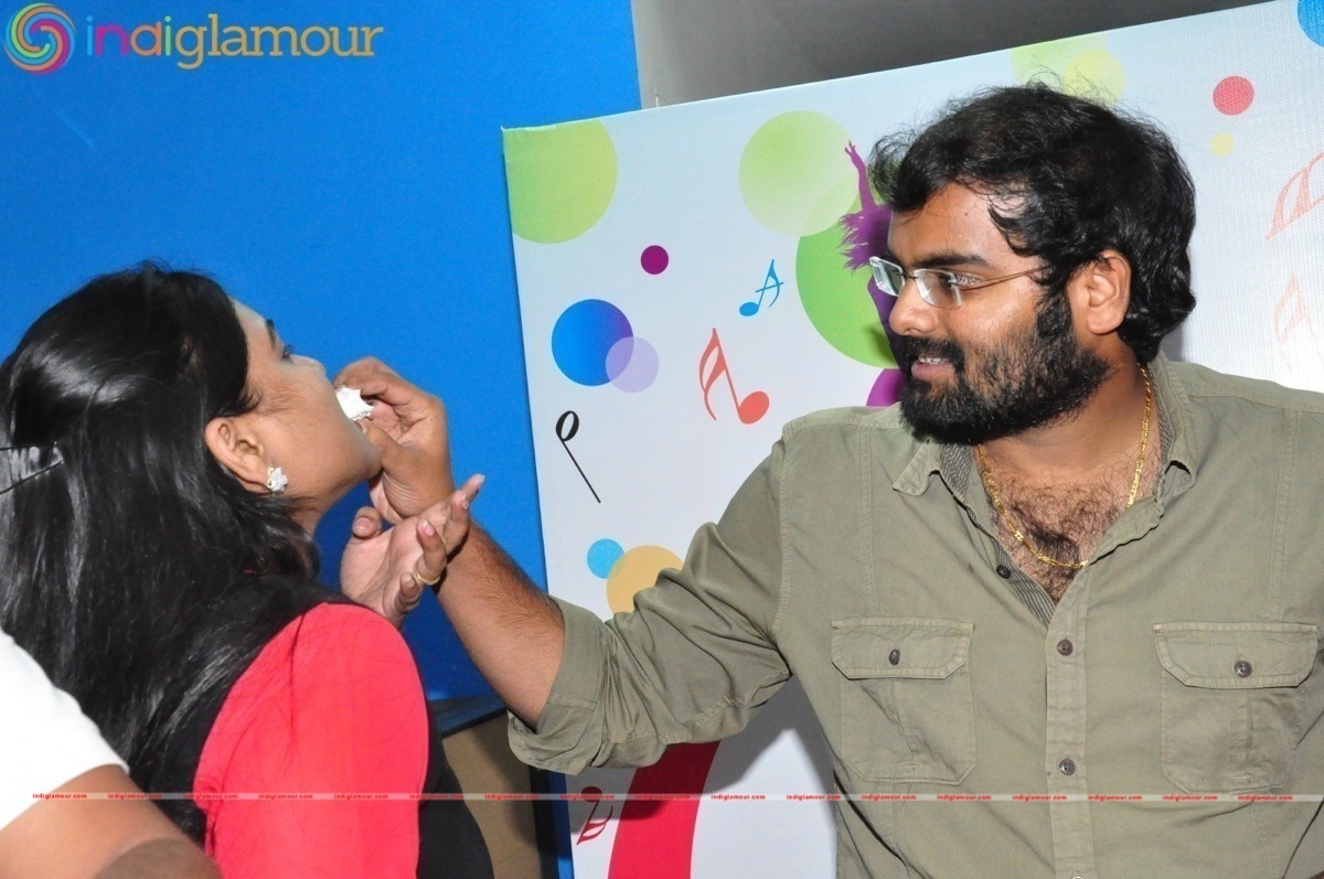 Savitri Team at Radio City Event hd photo