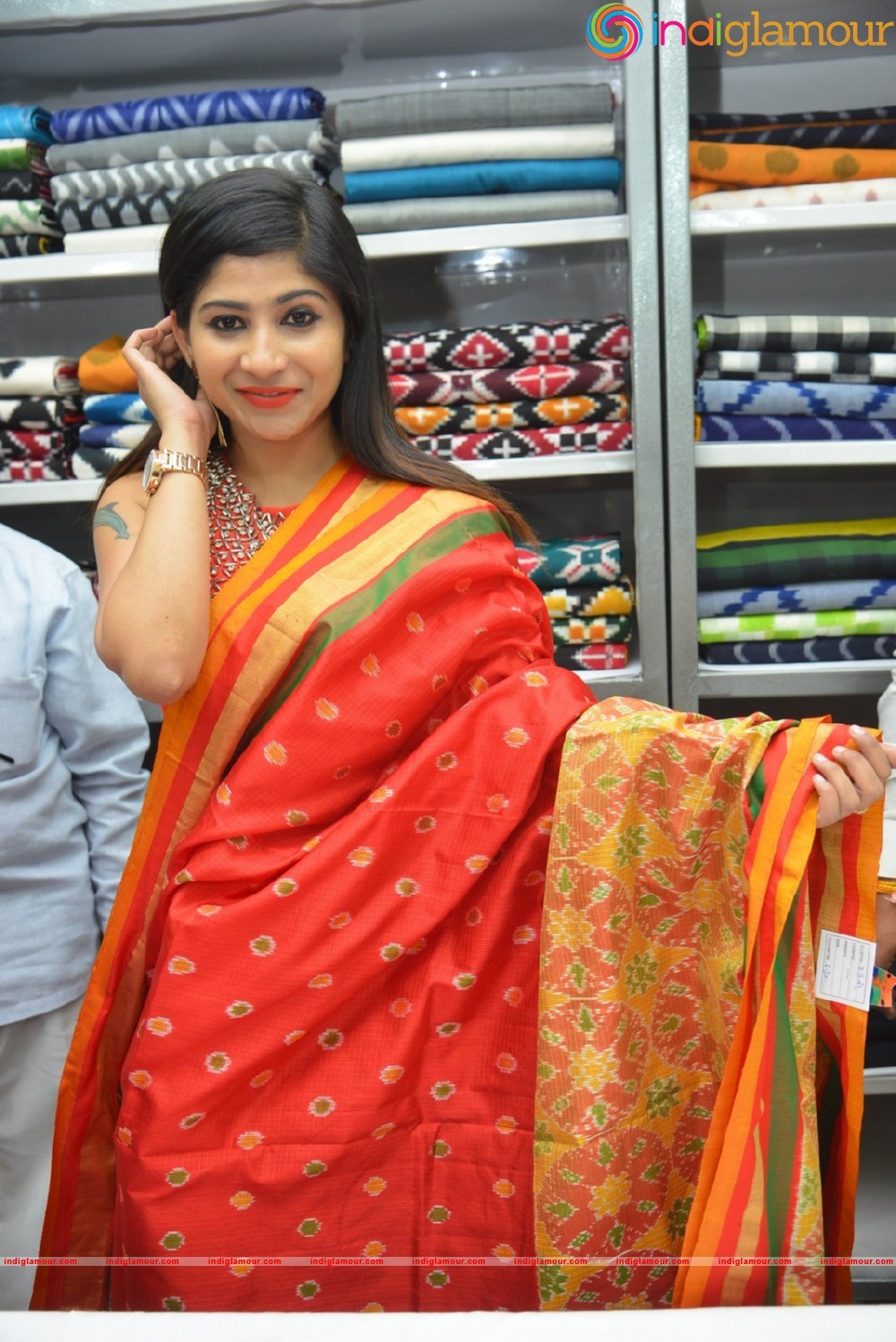 Madhulagna Das at Pochampally Ikat Art Mela Event hd photo