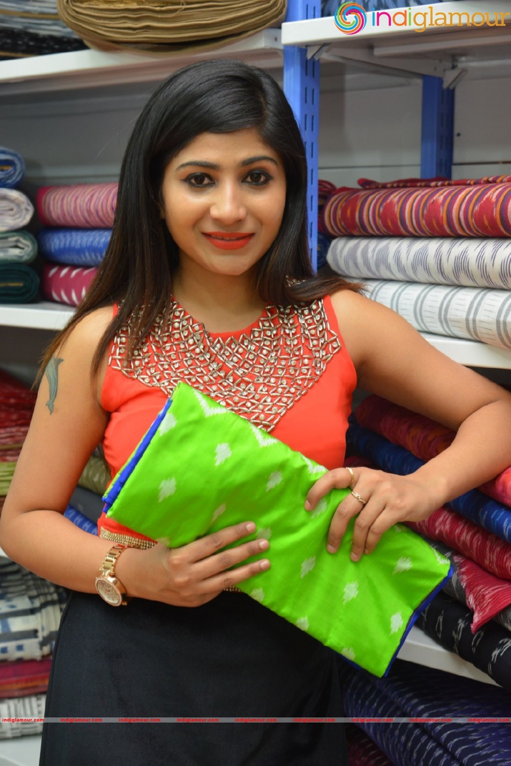 Madhulagna Das at Pochampally Ikat Art Mela Event hd photo