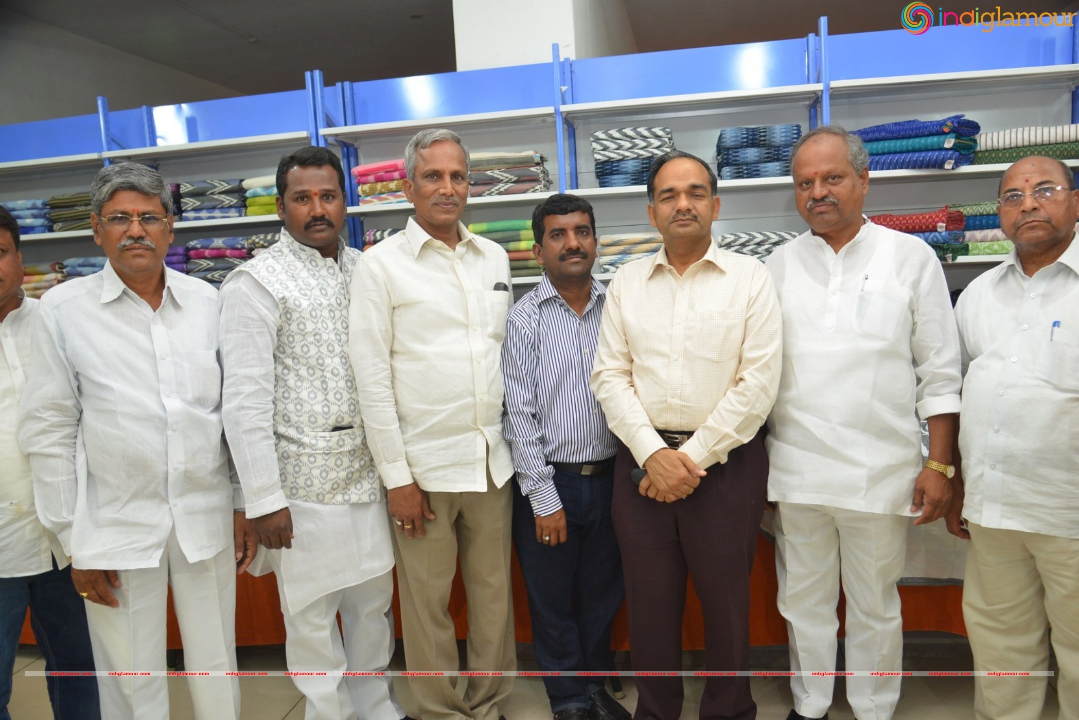 Madhulagna Das at Pochampally Ikat Art Mela Event hd photo
