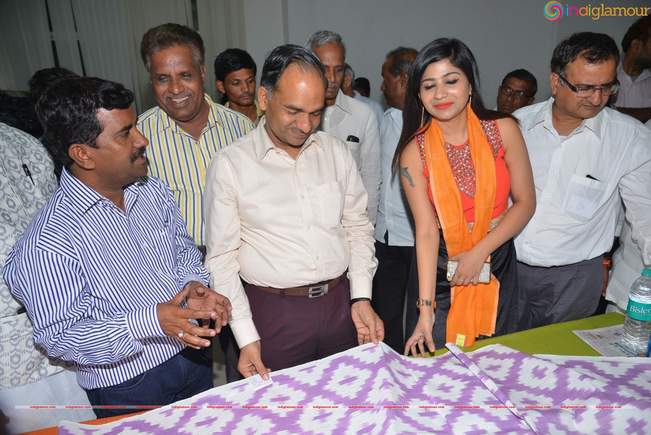 Madhulagna Das at Pochampally Ikat Art Mela Event hd photo