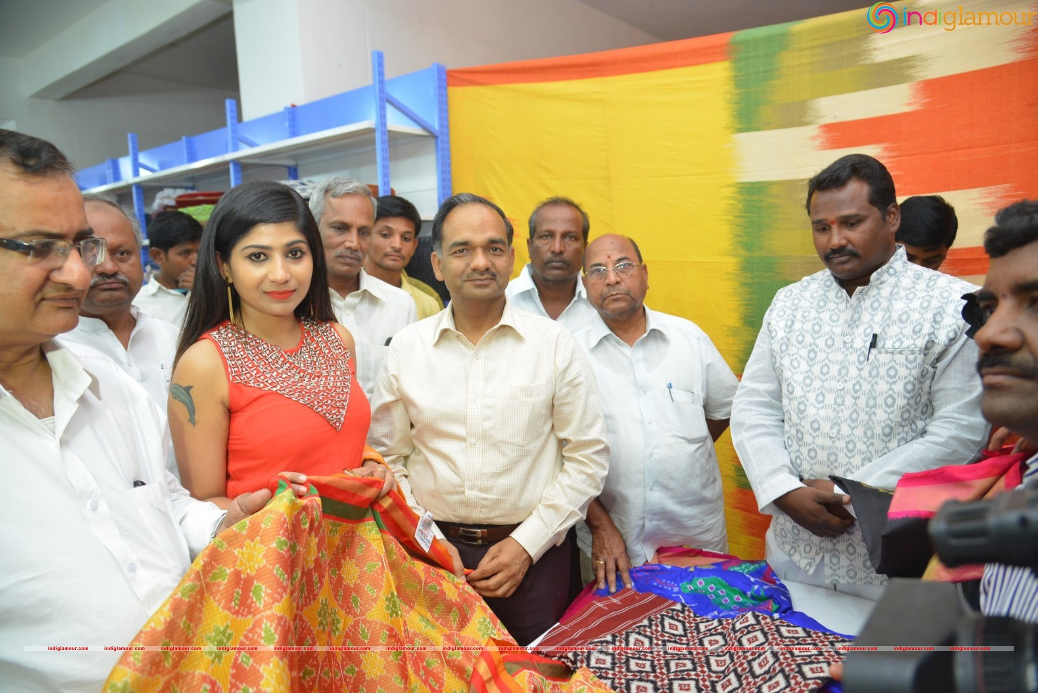 Madhulagna Das at Pochampally Ikat Art Mela Event hd photo