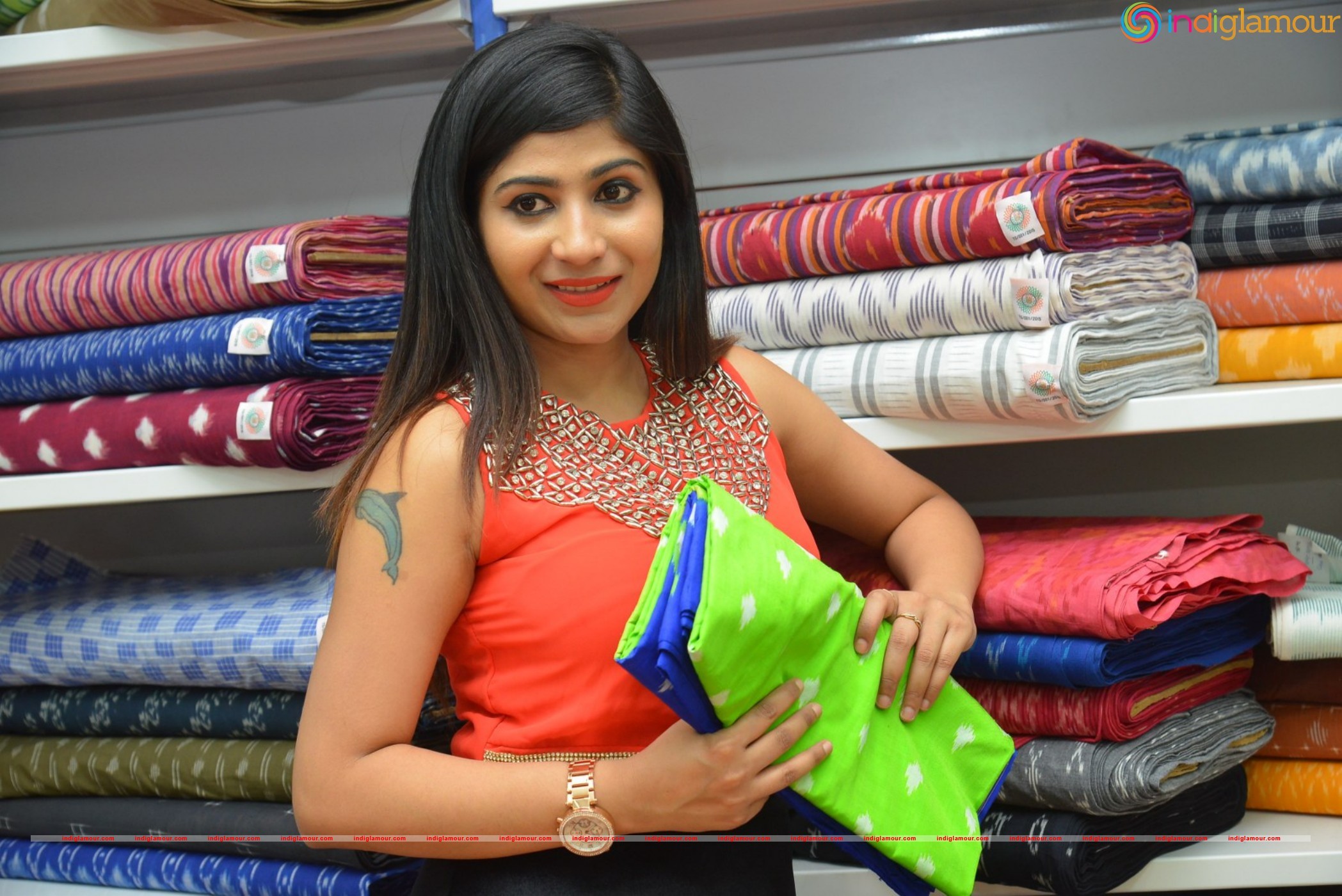 Madhulagna Das at Pochampally Ikat Art Mela Event hd photo