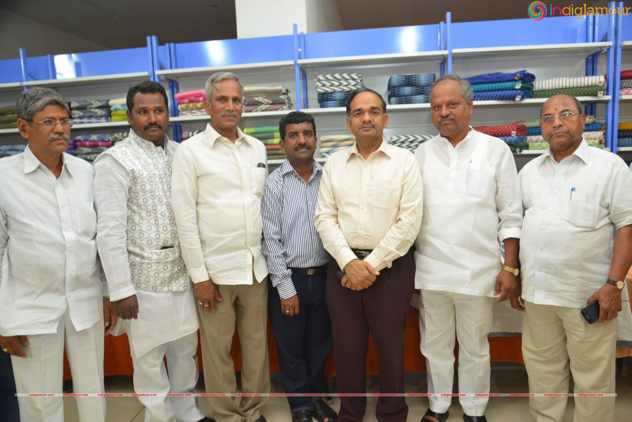 Madhulagna Das at Pochampally Ikat Art Mela Event hd photo