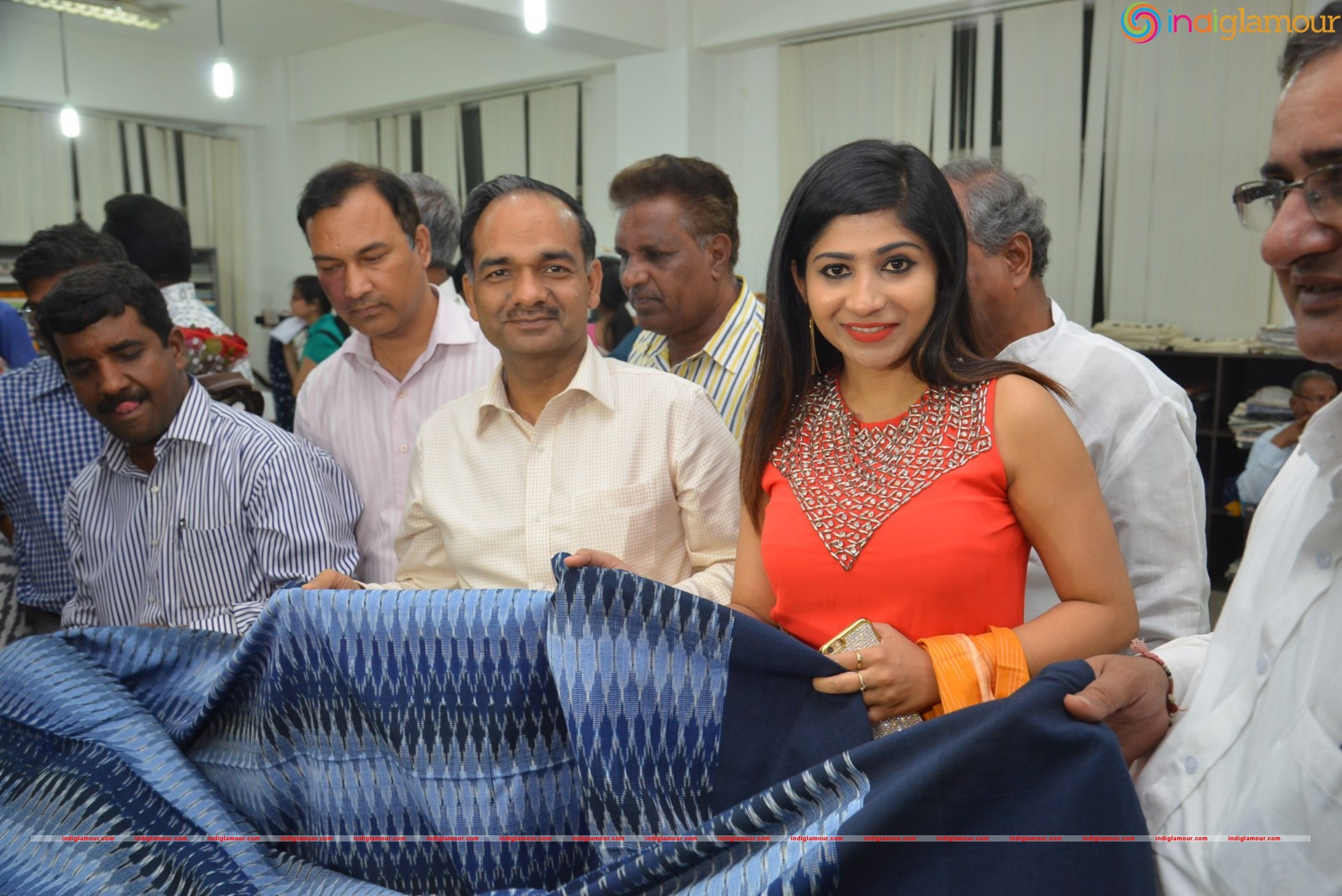 Madhulagna Das at Pochampally Ikat Art Mela Event hd photo