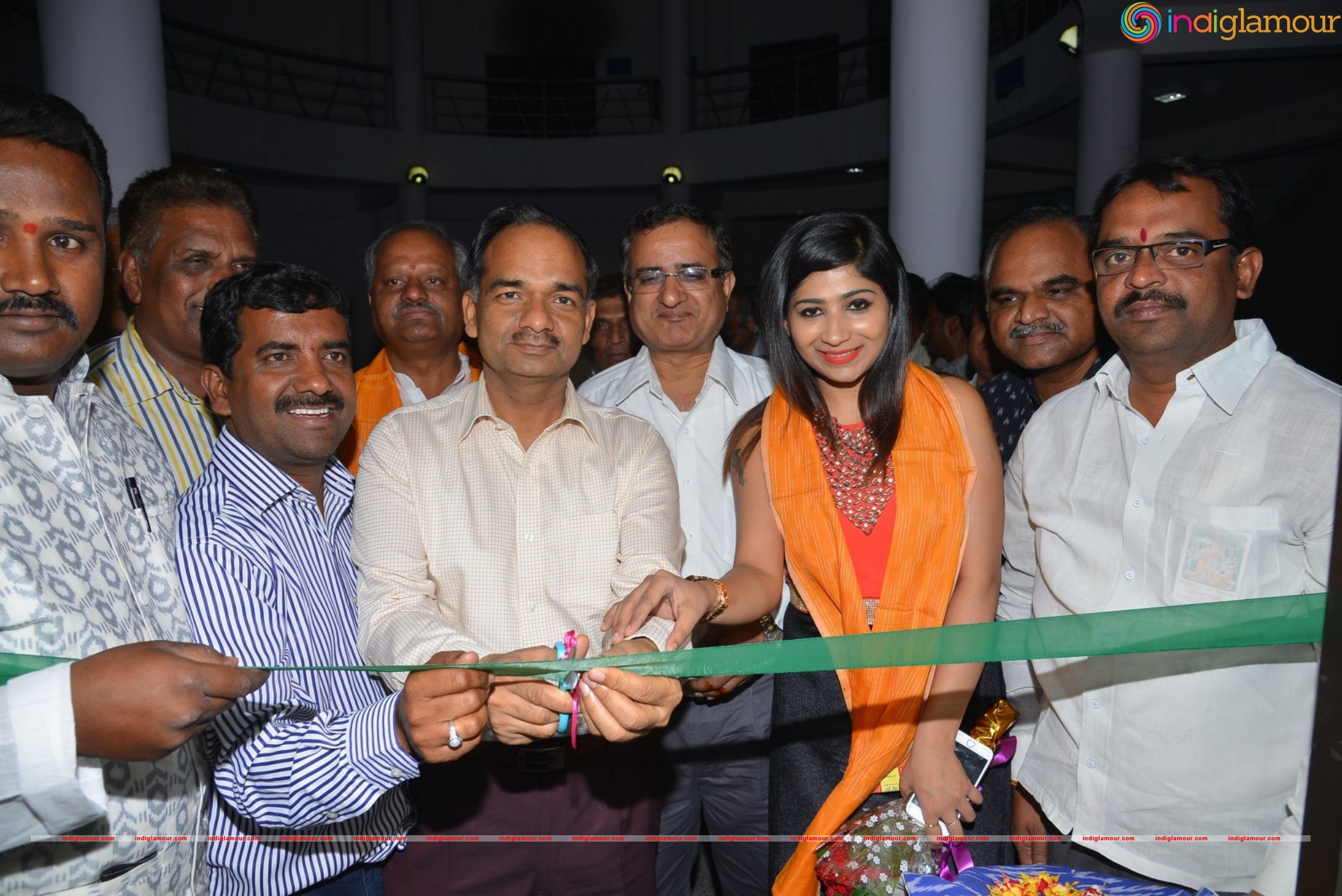 Madhulagna Das at Pochampally Ikat Art Mela Event hd photo