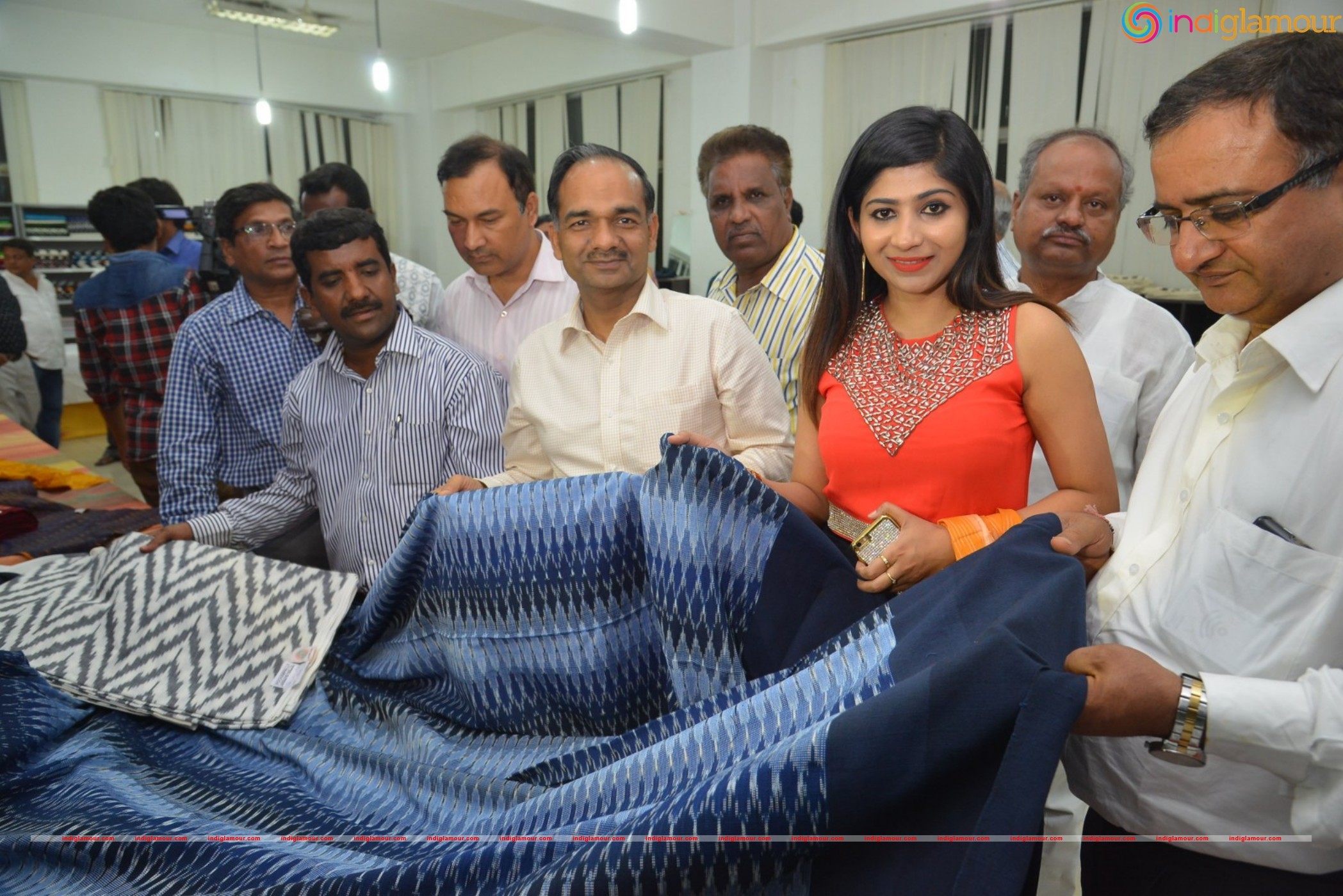 Madhulagna Das at Pochampally Ikat Art Mela Event hd photo