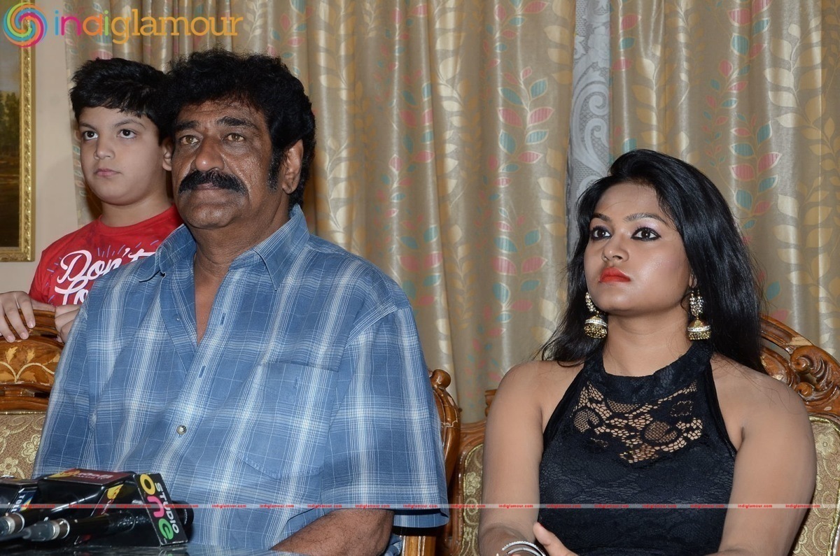 Golmal Gullu Movie Pressmeet Event hd photo