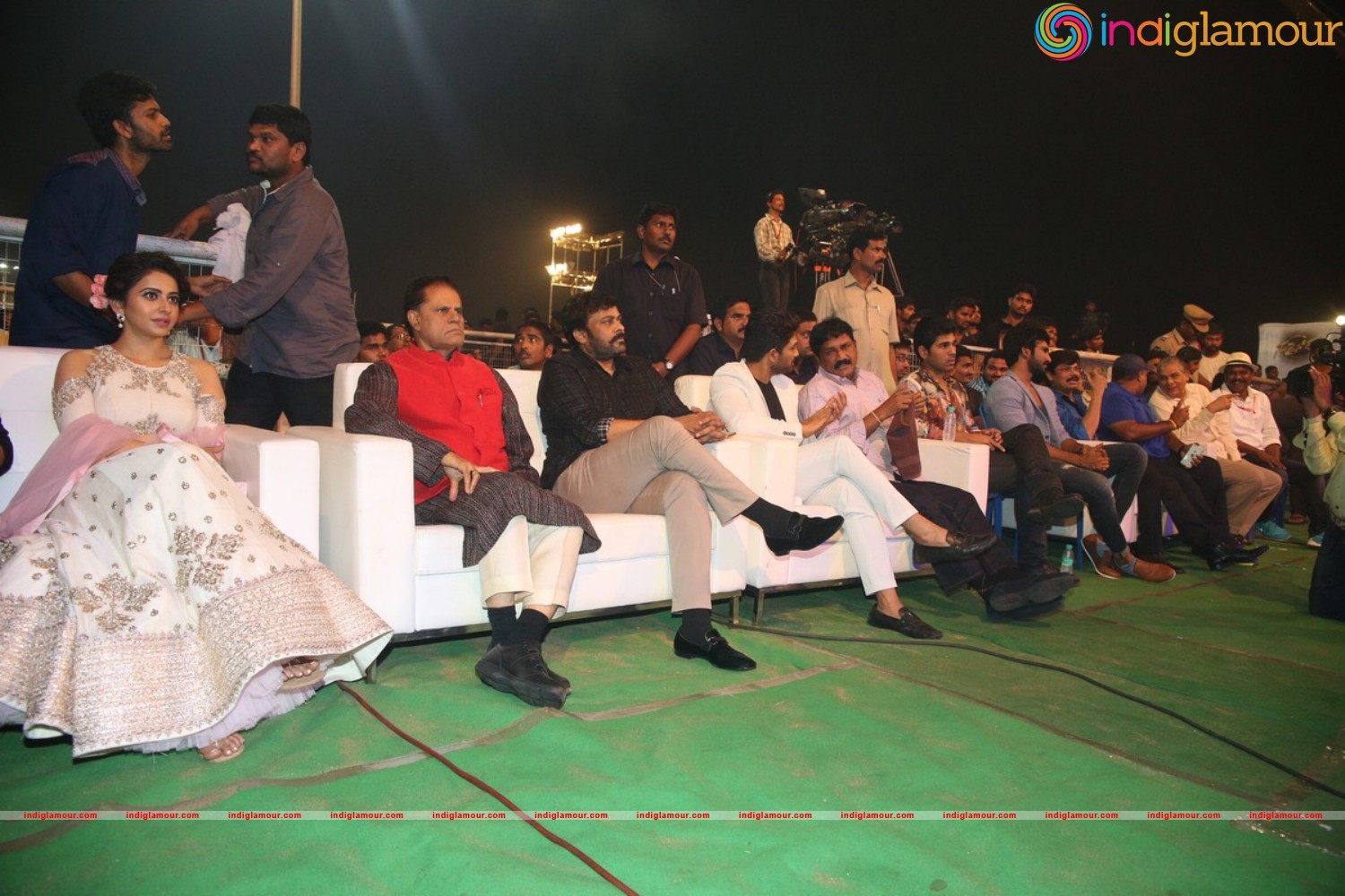 Sarrainodu Pre release Grand Function At Vizag Event hd photo