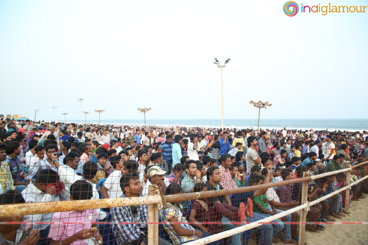 Sarrainodu Pre release Grand Function At Vizag Event hd photo