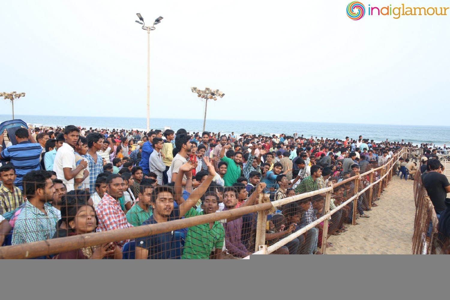 Sarrainodu Pre release Grand Function At Vizag Event hd photo