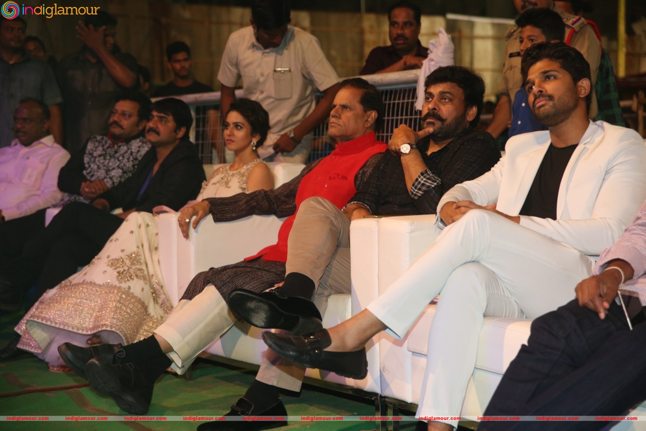 Sarrainodu Pre Release Grand Function at Vizag Event hd photo