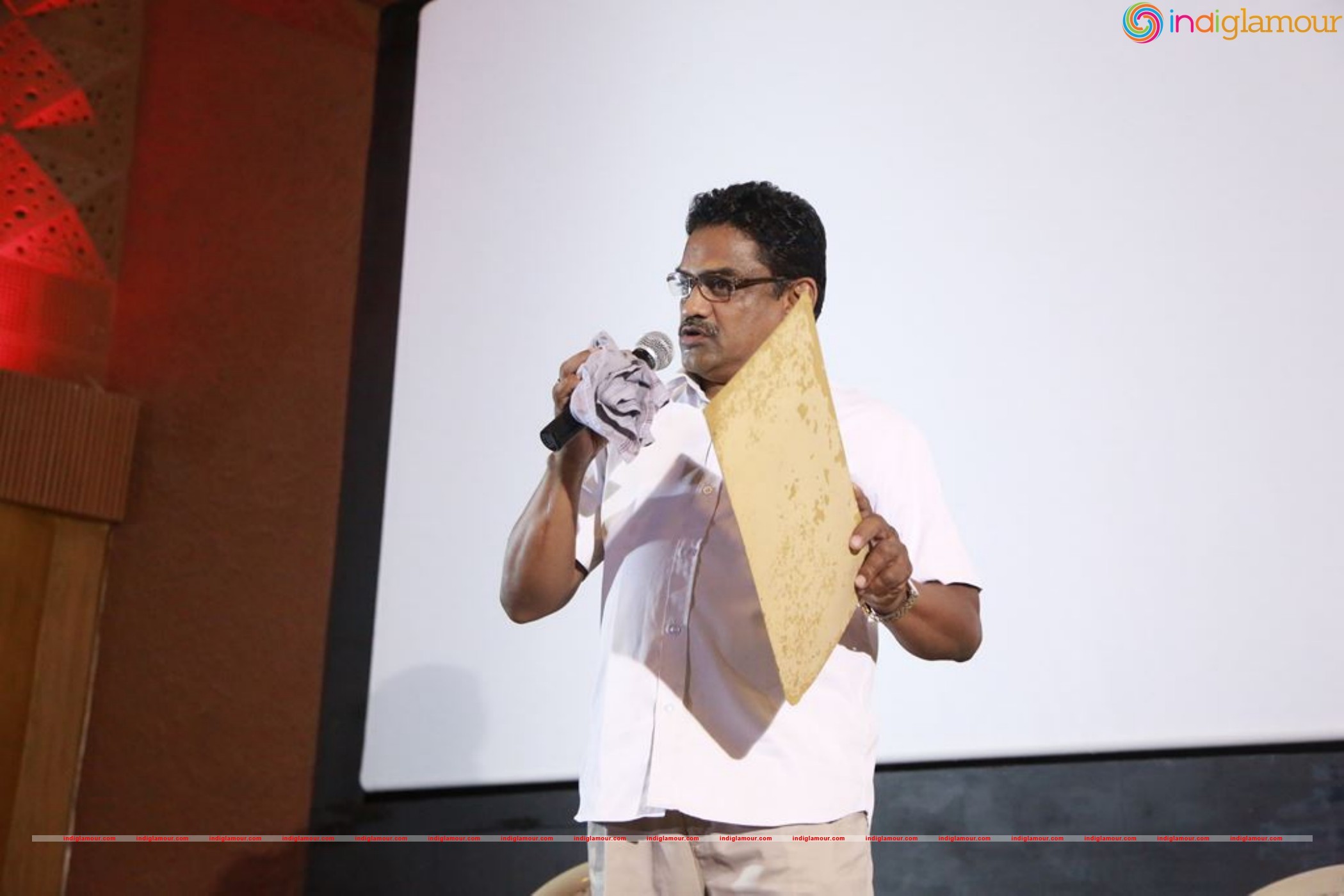 Writer And Director Rathna Kumar Pressmeet Event hd photo