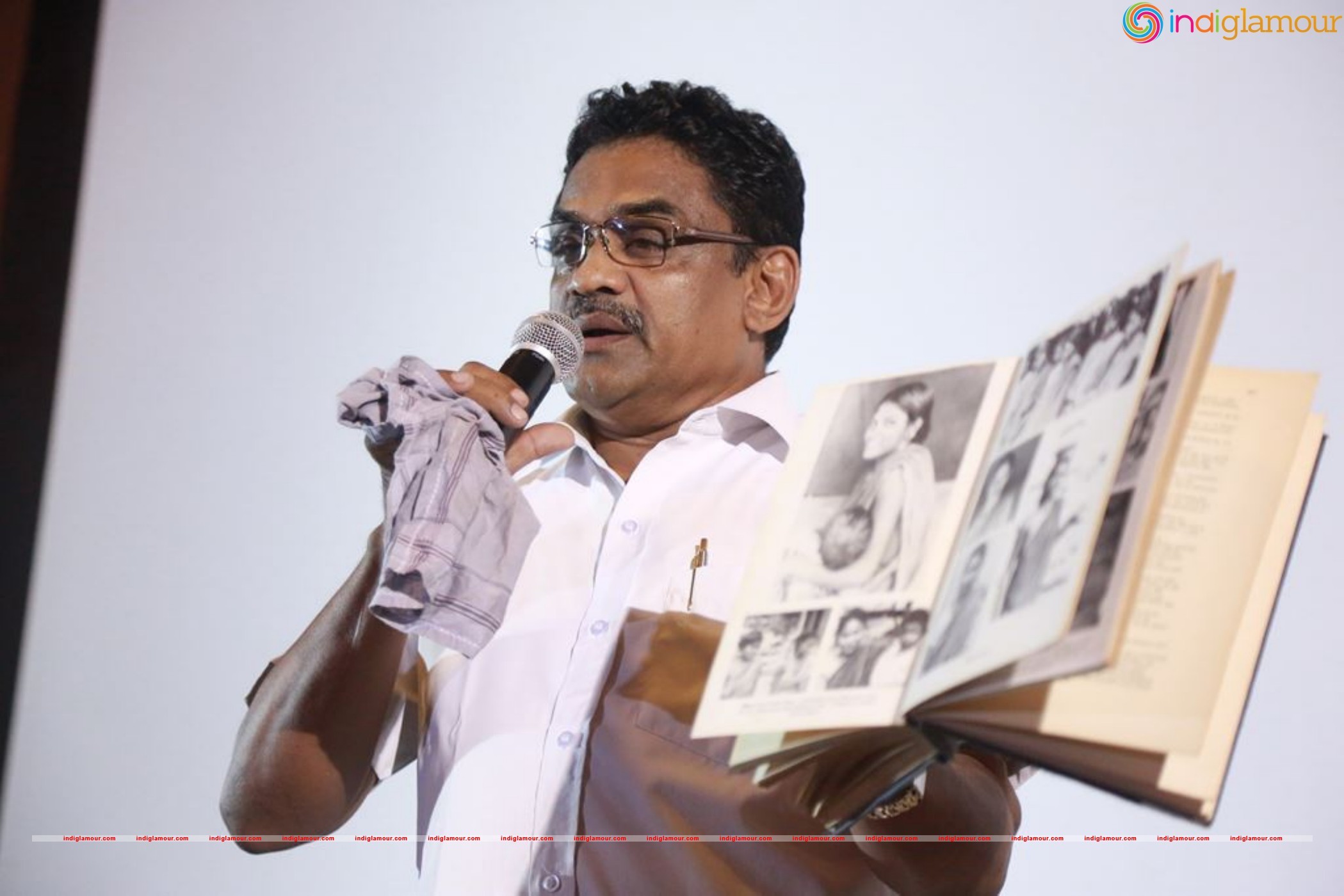 Writer And Director Rathna Kumar Pressmeet Event hd photo