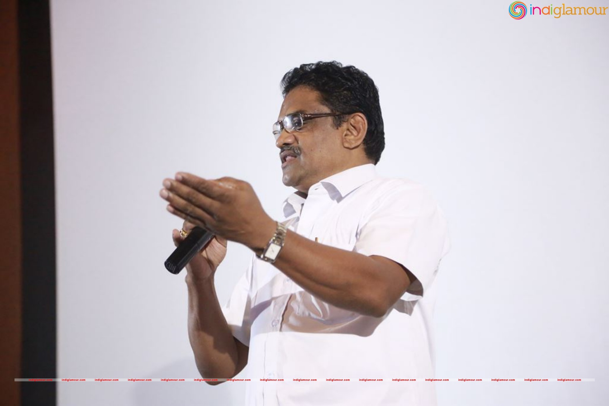 Writer And Director Rathna Kumar Pressmeet Event hd photo