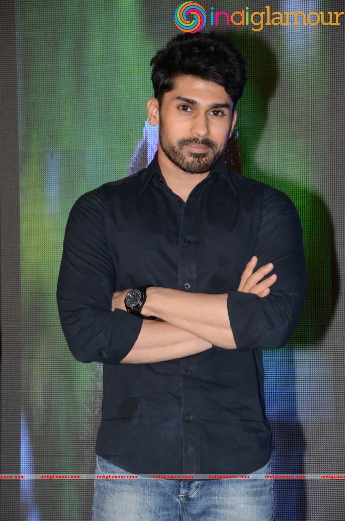 Jeelakarra Bellam Movie Audio Launch Event hd photo
