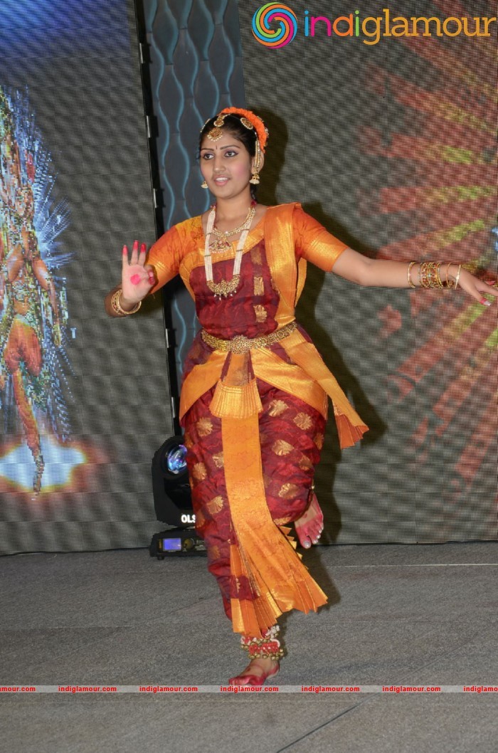 Jeelakarra Bellam Movie Audio Launch Event hd photo