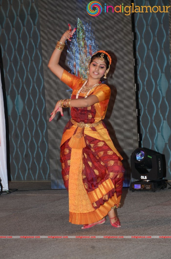 Jeelakarra Bellam Movie Audio Launch Event hd photo