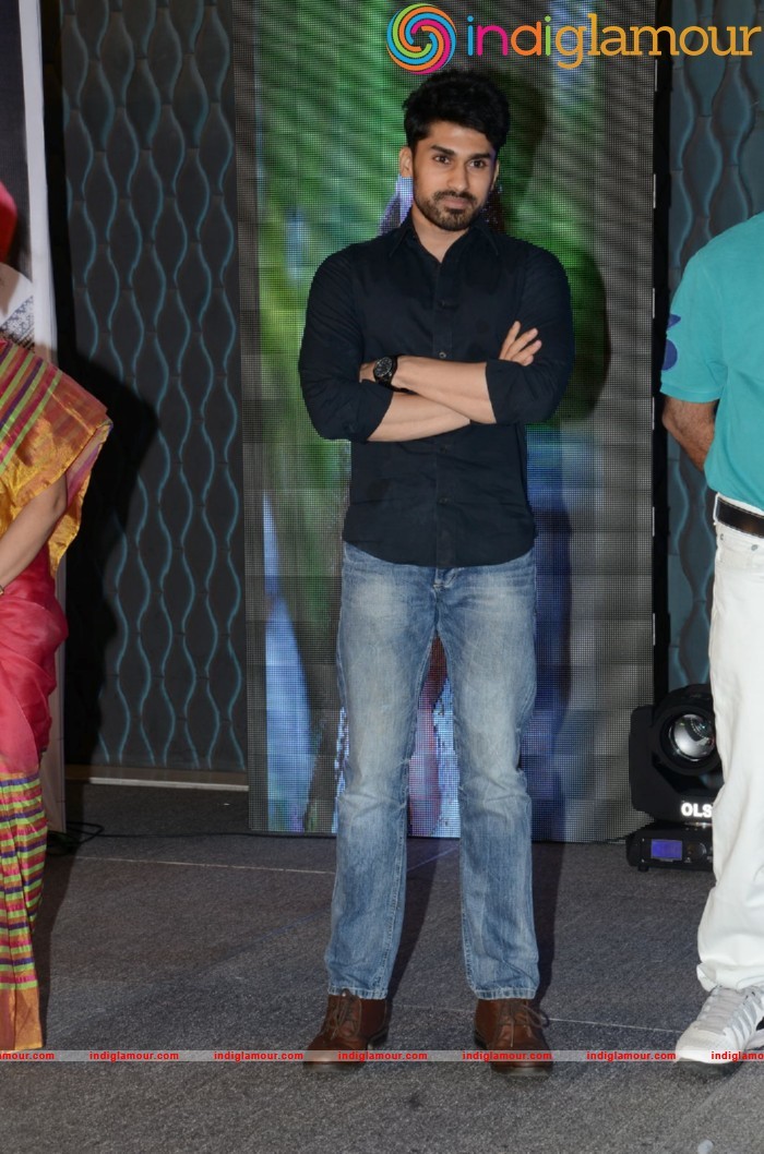 Jeelakarra Bellam Movie Audio Launch Event hd photo