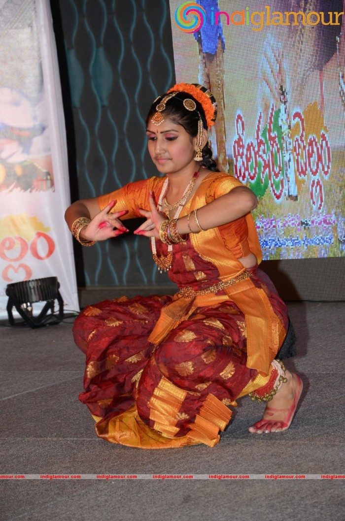 Jeelakarra Bellam Movie Audio Launch Event hd photo