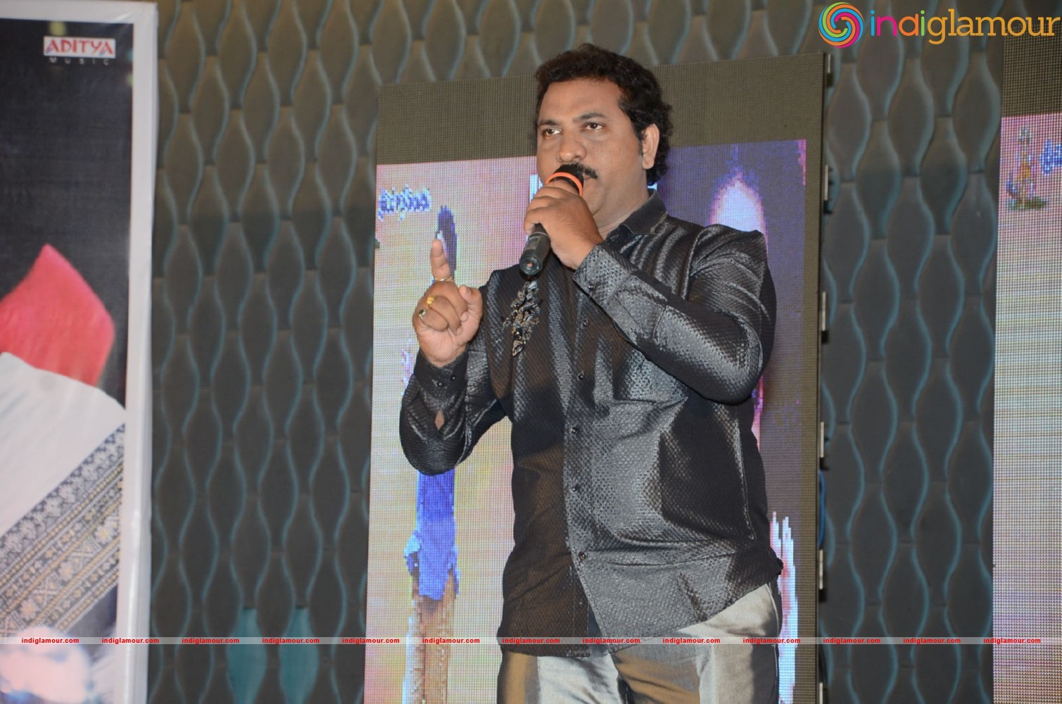 Jeelakarra Bellam Movie Audio Launch Event hd photo