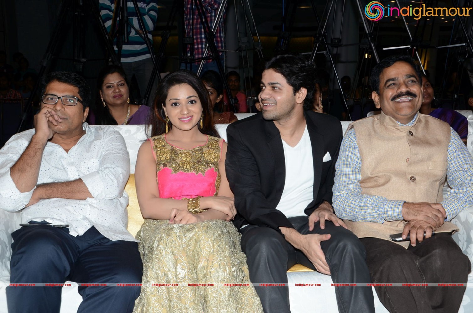 Jeelakarra Bellam Movie Audio Launch Event hd photo