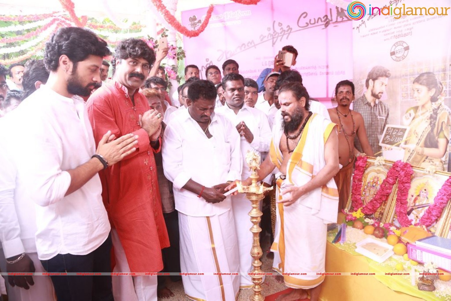 Naan Avalai Sandhitha Pothu Movie Launch Event hd photo