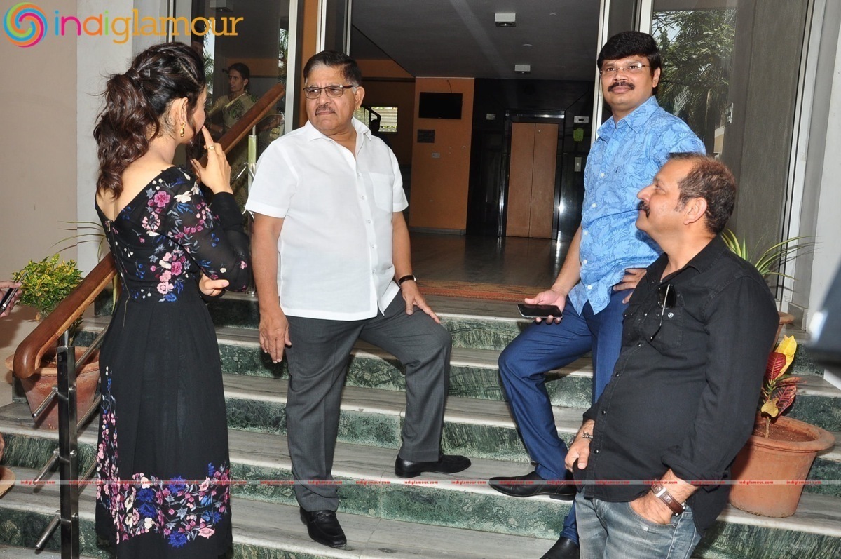Sarrainodu Press Meet Event hd photo