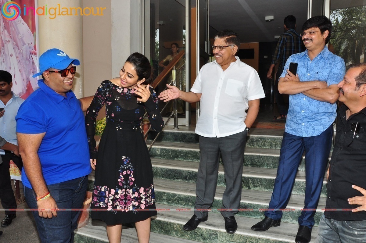 Sarrainodu Press Meet Event hd photo