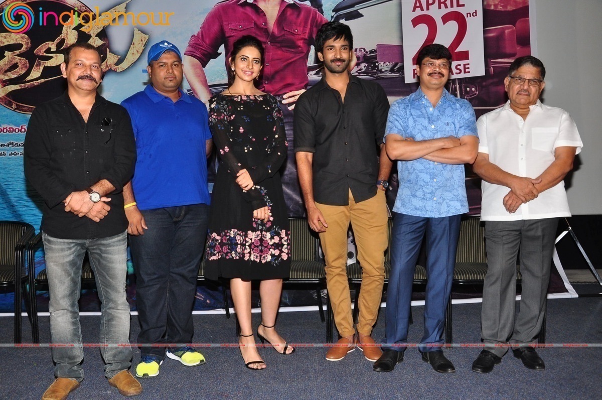 Sarrainodu Press Meet Event hd photo