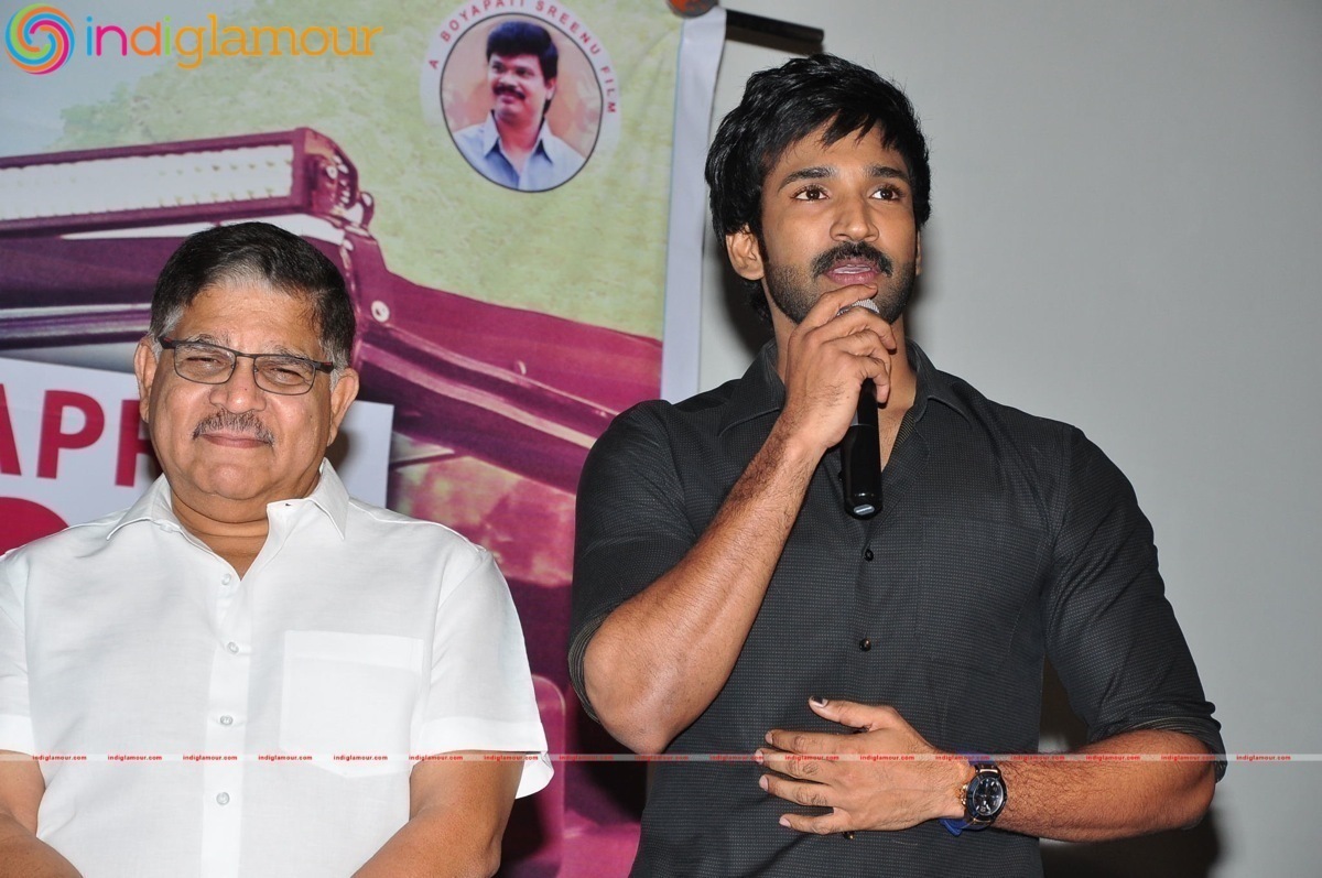 Sarrainodu Press Meet Event hd photo