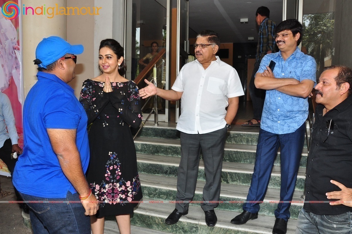 Sarrainodu Press Meet Event hd photo