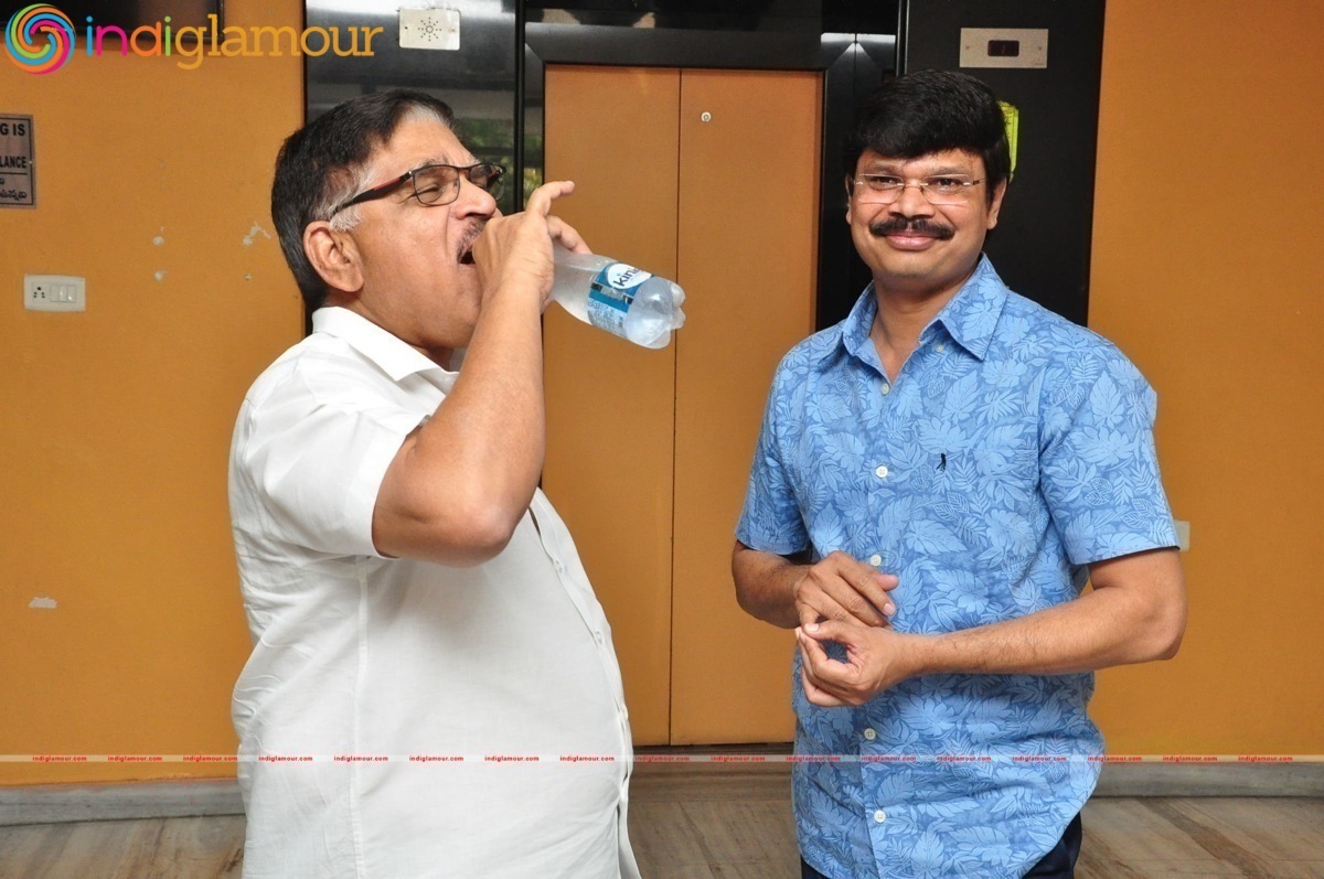 Sarrainodu Press Meet Event hd photo