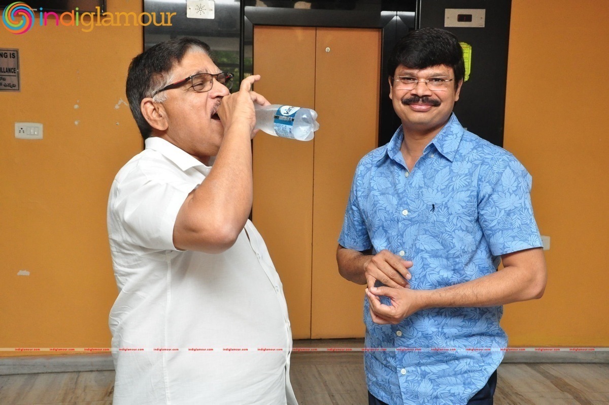 Sarrainodu Press Meet Event hd photo