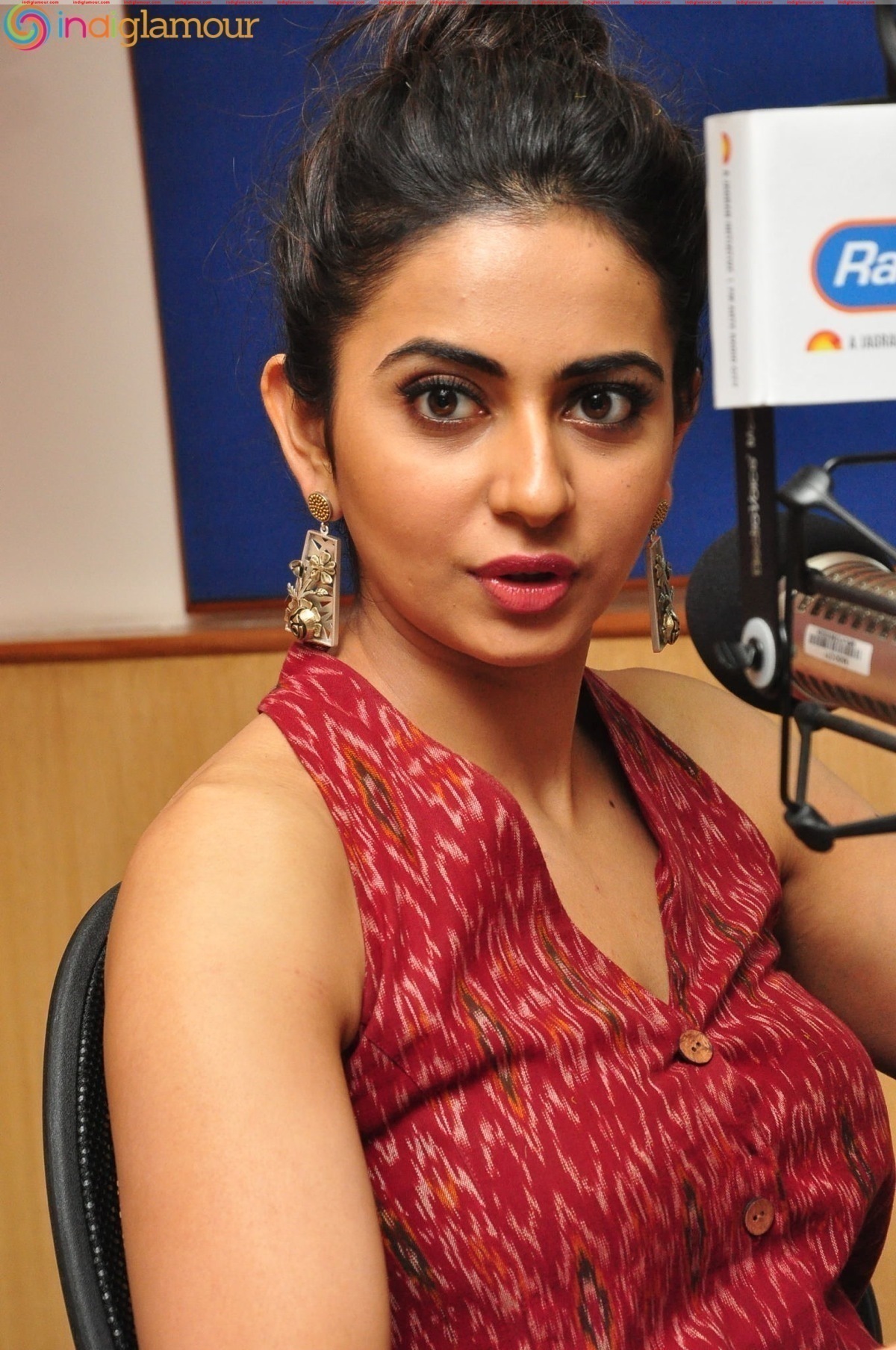 Rakul Preet Singh At Radio City Event hd photo