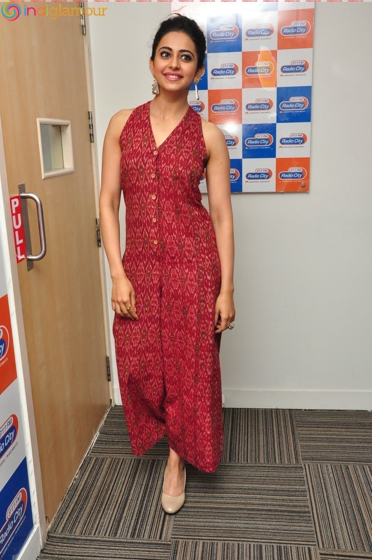 Rakul Preet Singh At Radio City Event hd photo