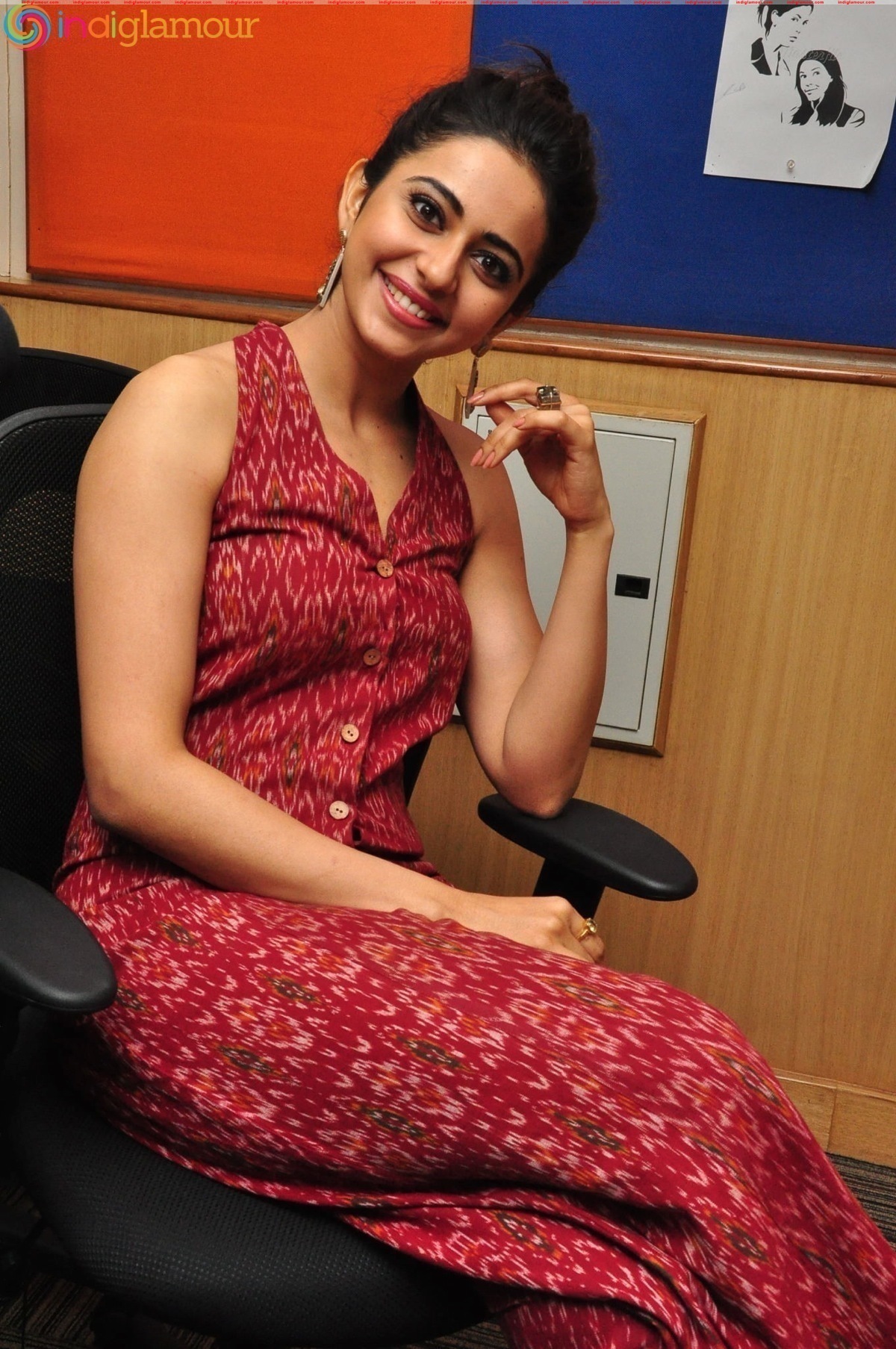 Rakul Preet Singh At Radio City Event hd photo
