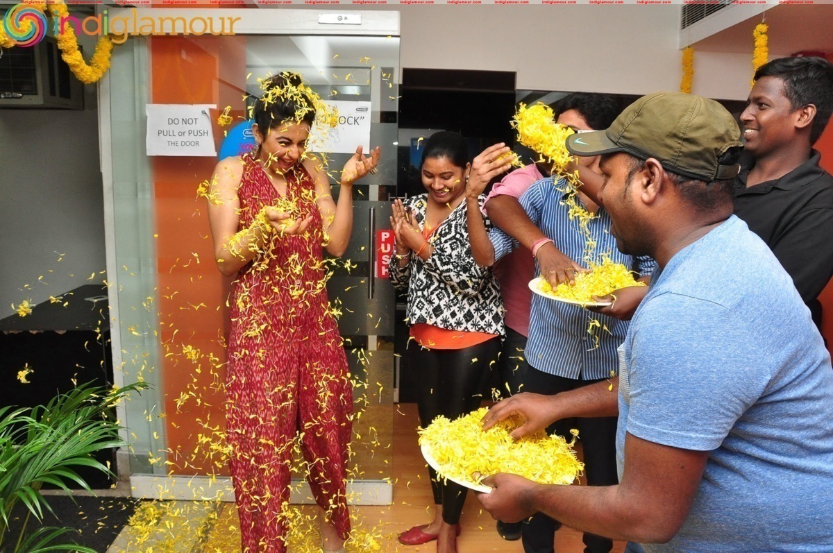 Rakul Preet Singh At Radio City Event hd photo