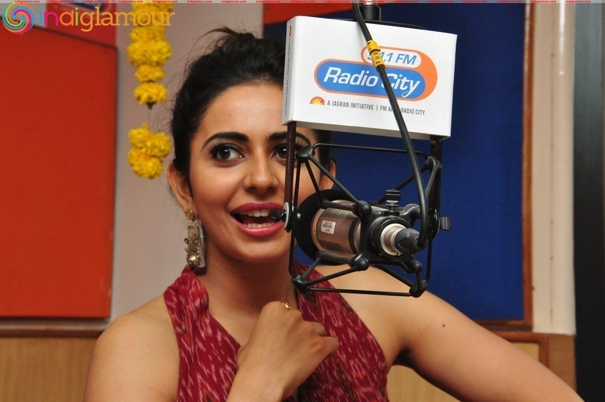 Rakul Preet Singh At Radio City Event hd photo