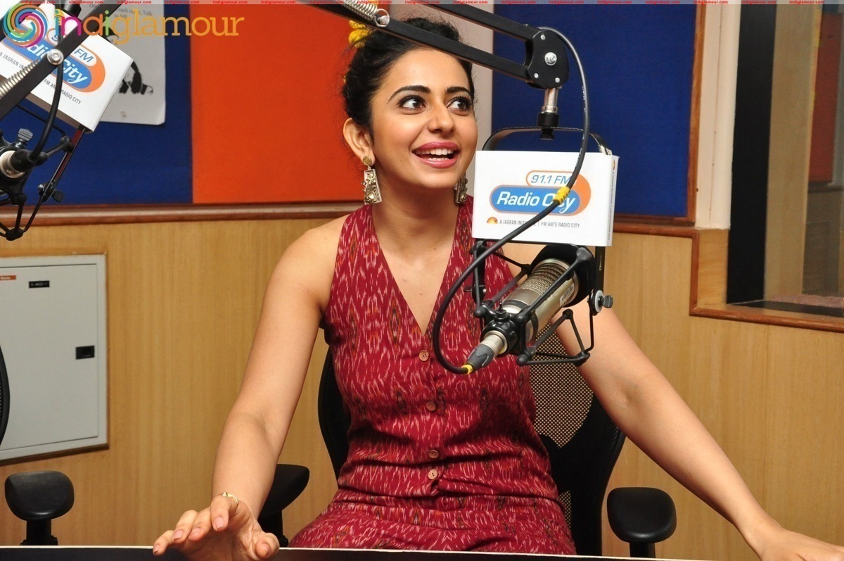 Rakul Preet Singh At Radio City Event hd photo