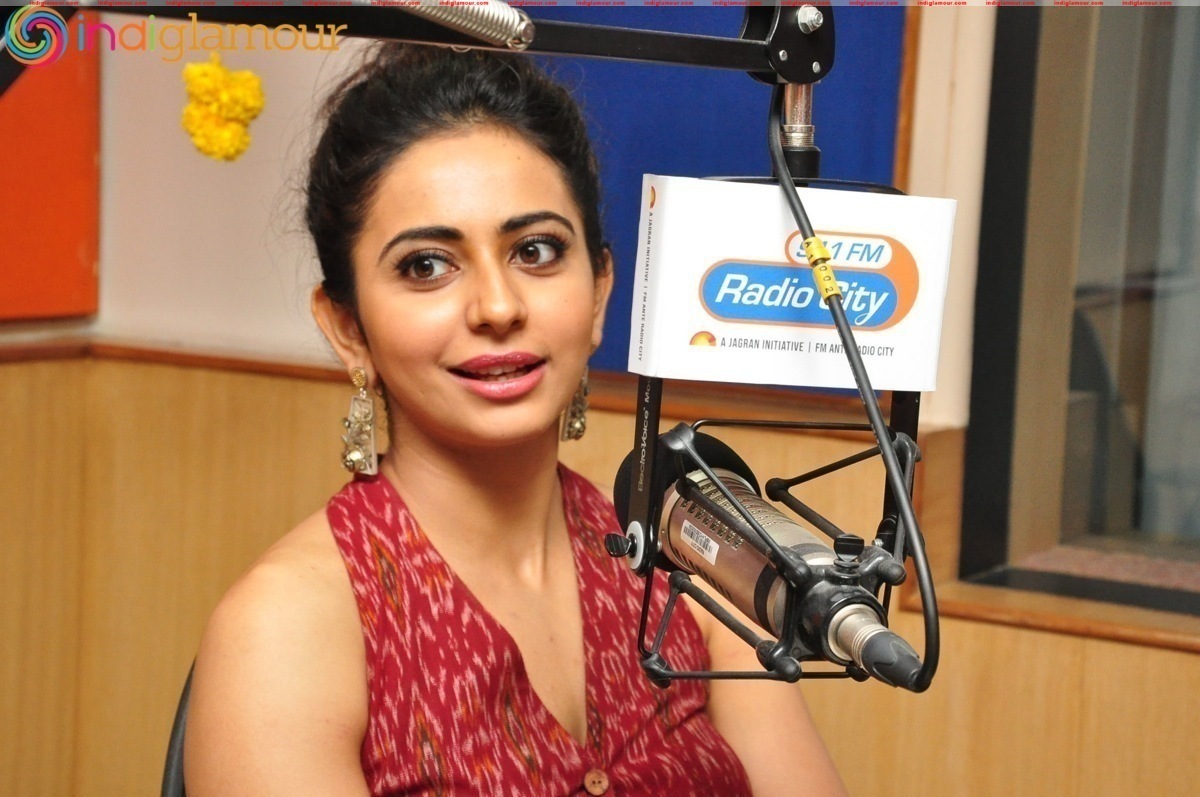 Rakul Preet Singh At Radio City Event hd photo