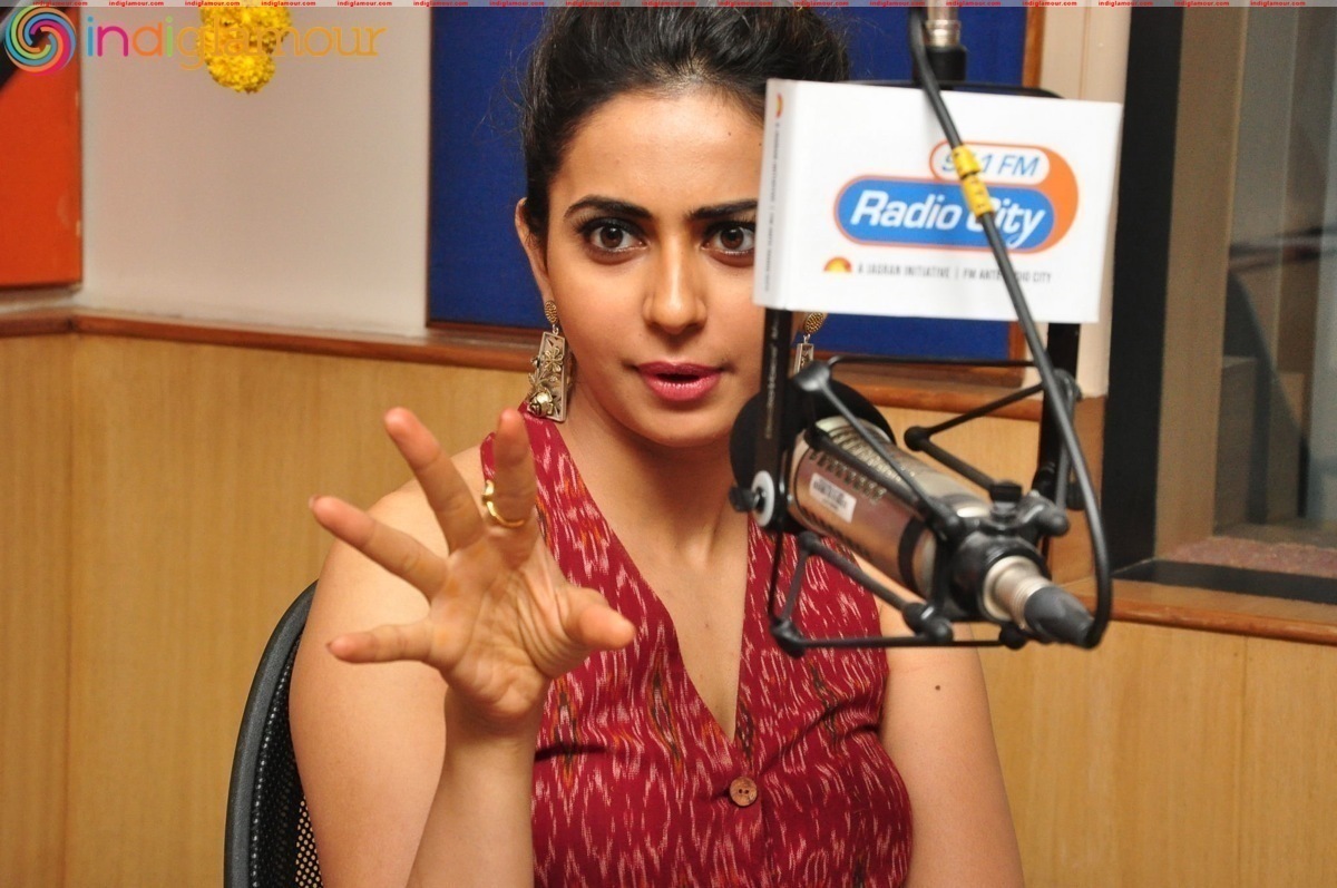 Rakul Preet Singh At Radio City Event hd photo