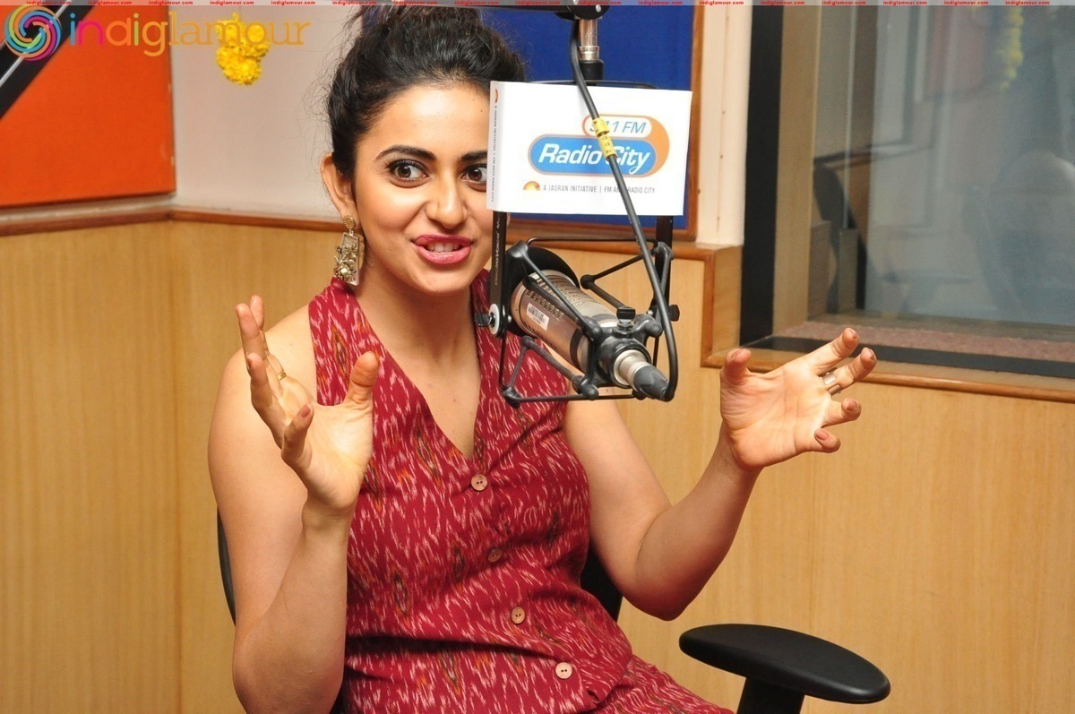 Rakul Preet Singh At Radio City Event hd photo