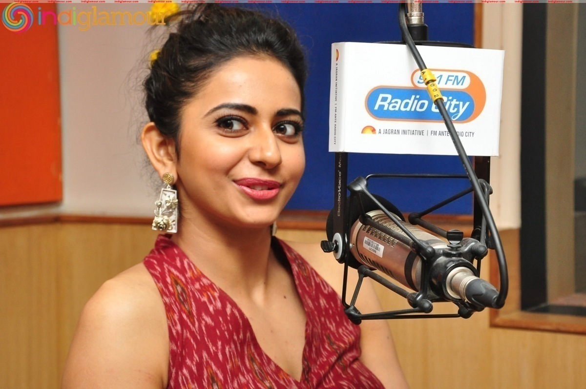 Rakul Preet Singh At Radio City Event hd photo