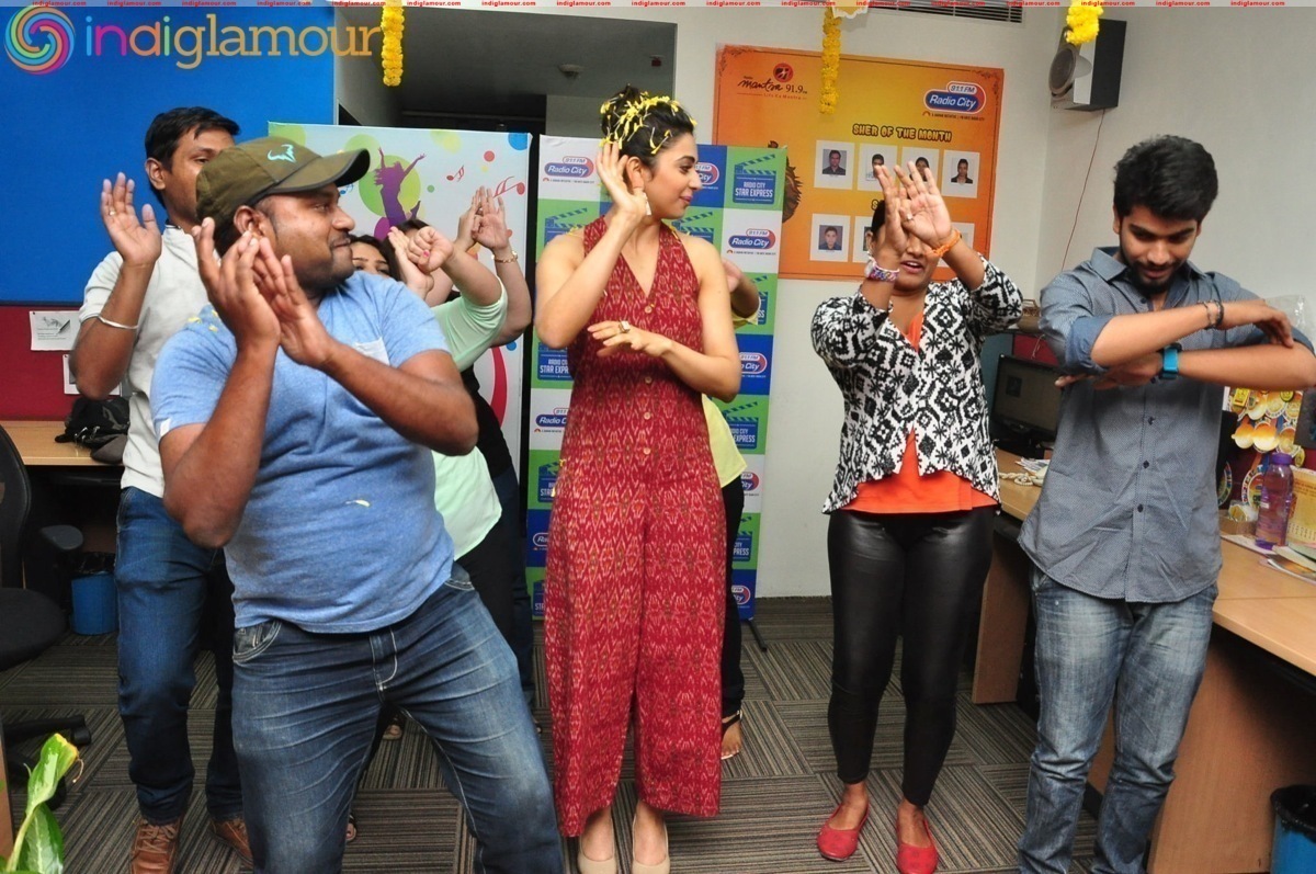 Rakul Preet Singh At Radio City Event hd photo