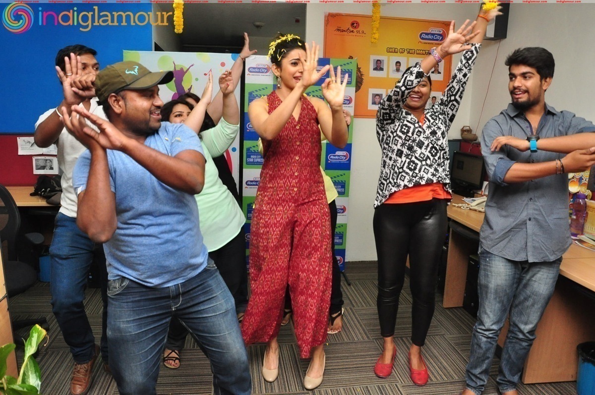 Rakul Preet Singh At Radio City Event hd photo