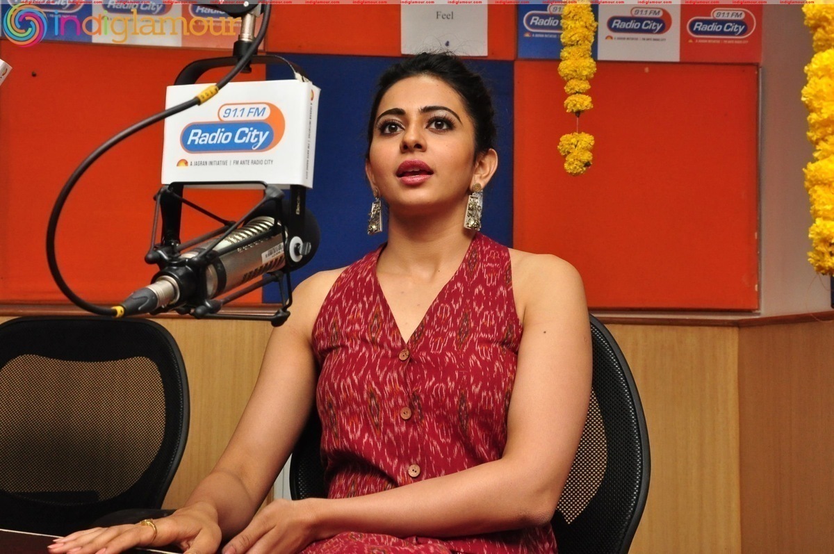 Rakul Preet Singh At Radio City Event hd photo
