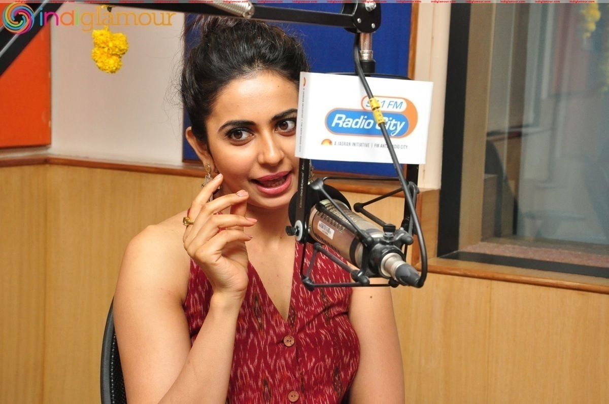 Rakul Preet Singh At Radio City Event hd photo
