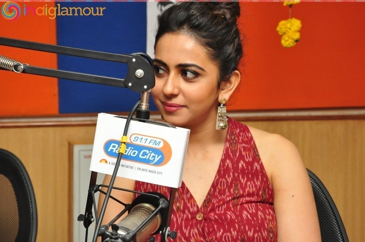 Rakul Preet Singh At Radio City Event hd photo